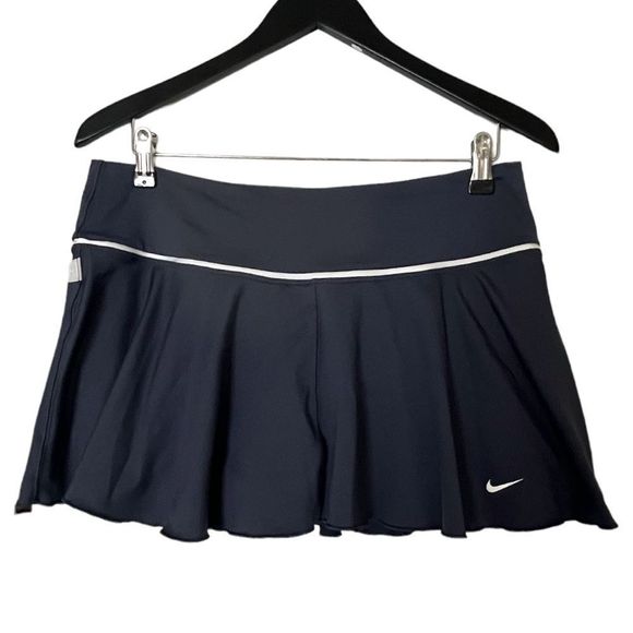 ⭐️Host Pick⭐️ Nike: Dri-Fit Athletic Mini Skort - Picture 1 of 9